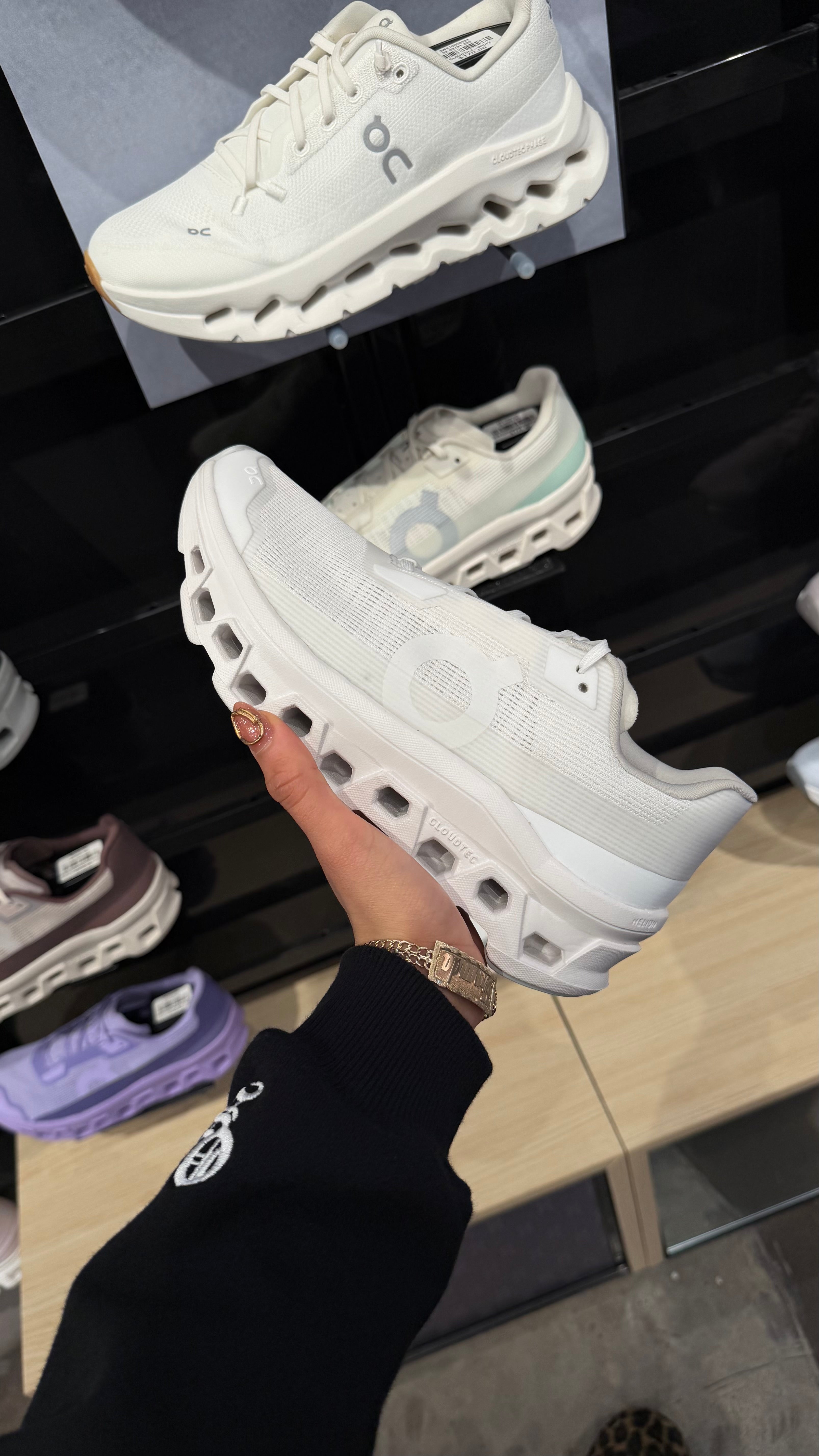 Monster Void White