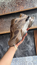 New Balance 9069